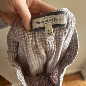 Abercrombie & Fitch Plaid Sleep Pants